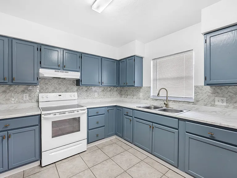 4392 Pine Lake Rd — Photo 1