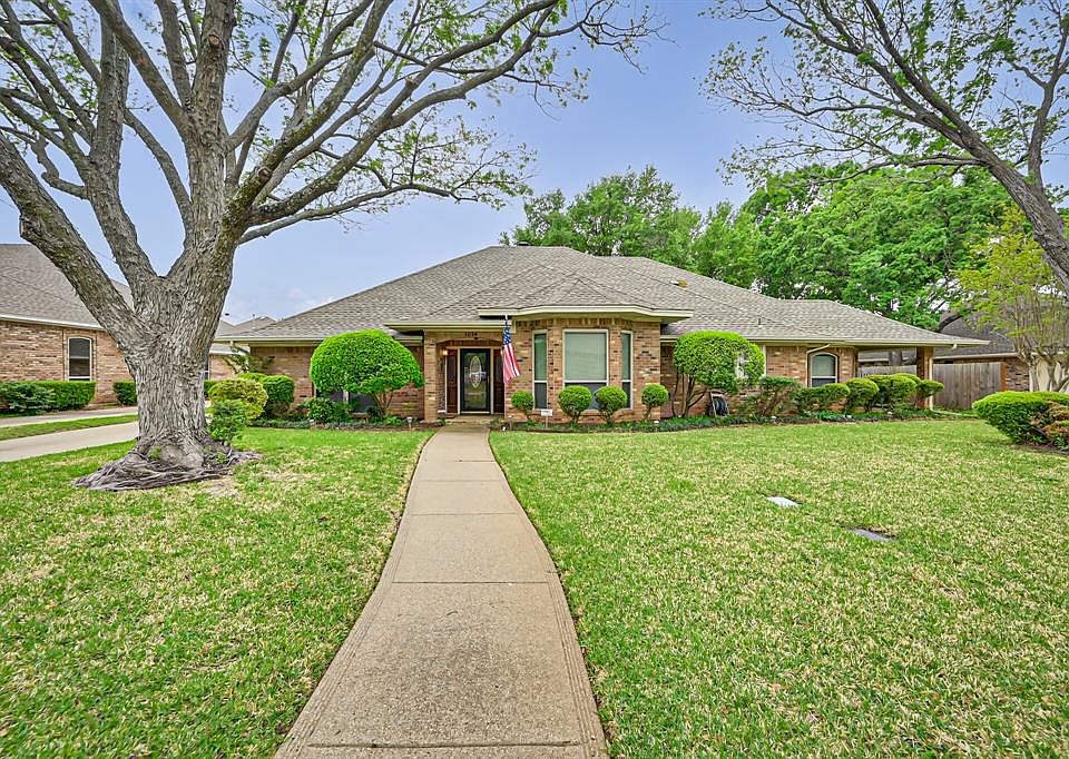 1st image of 1014 Shady Oak Trl