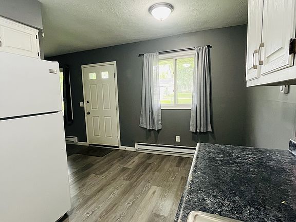 5th image of 2134 Ashbrook St