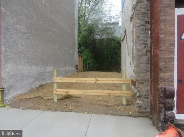 552 N 54th St, Philadelphia, PA 19131