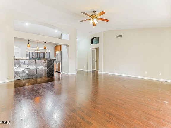 5th image of 5149 E DIAMOND Avenue