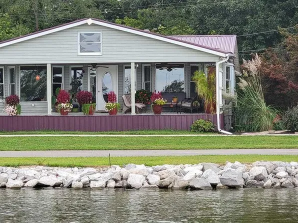 12580 W Bank Dr NE, Millersport, OH 43046