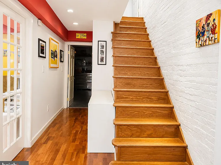 640 6th St NE — Photo 30