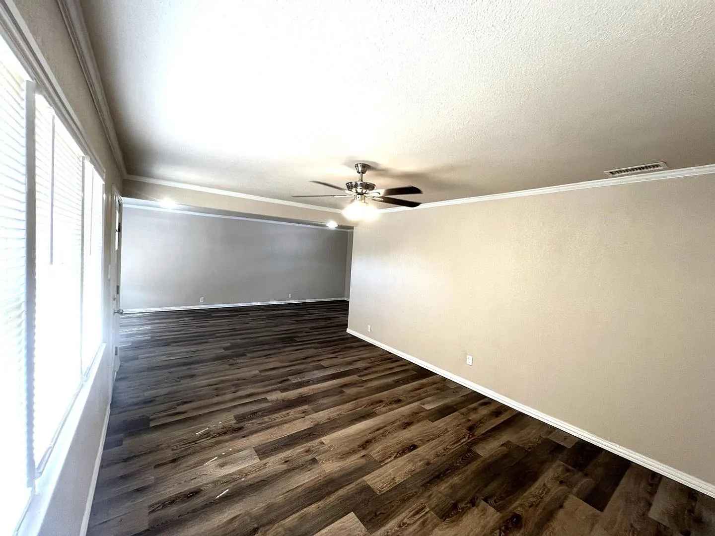 **Beautiful Western Estates Home** — Photo 4