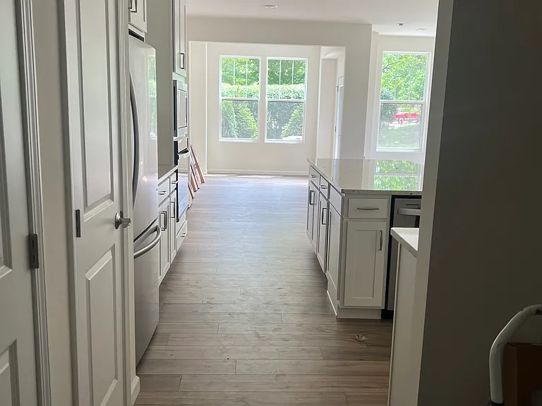 929 Preserve Ct — Photo 5