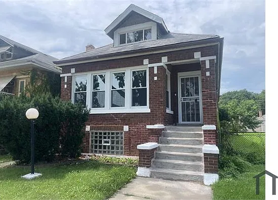 3 bed, 1000 sqft, $2,500 — Photo 1