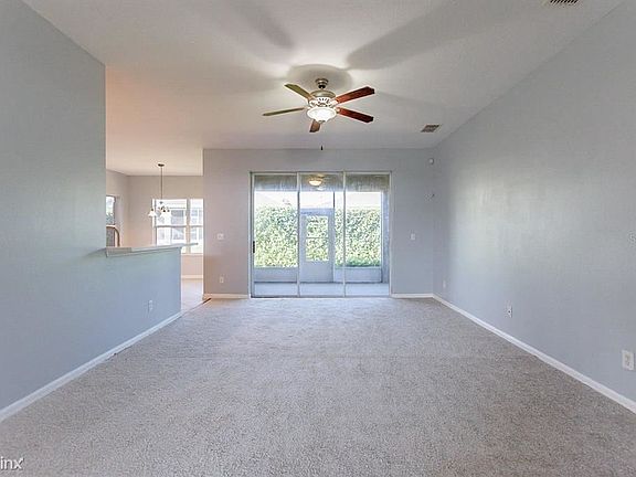 5th image of 3631 Plymouth Dr