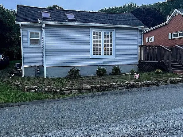 205 Stone Church Rd, Brownsville, PA 15417