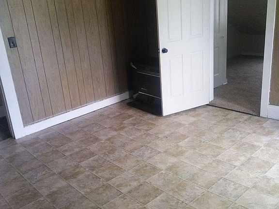 4th image of 103 W Leech Ave #2