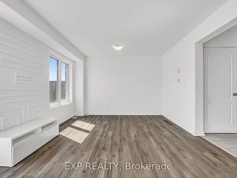 75 Prince William Way #6 — Photo 19