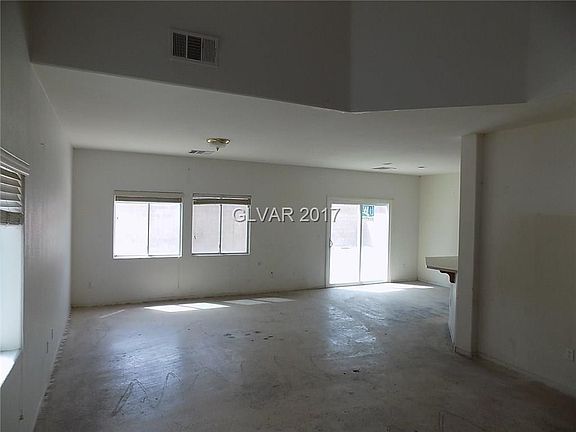 4th image of 5945 Buckwood Mote St