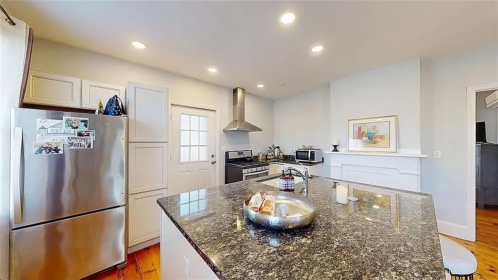 1 bed, 750 sqft, $1,800 — Photo 4