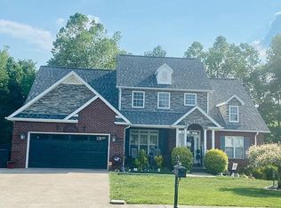 336 Emmaus Cir, Elizabethtown, KY 42701