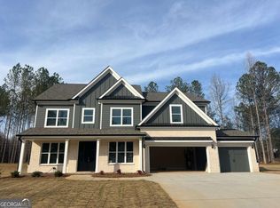 894 Bessie Ct, Loganville, GA