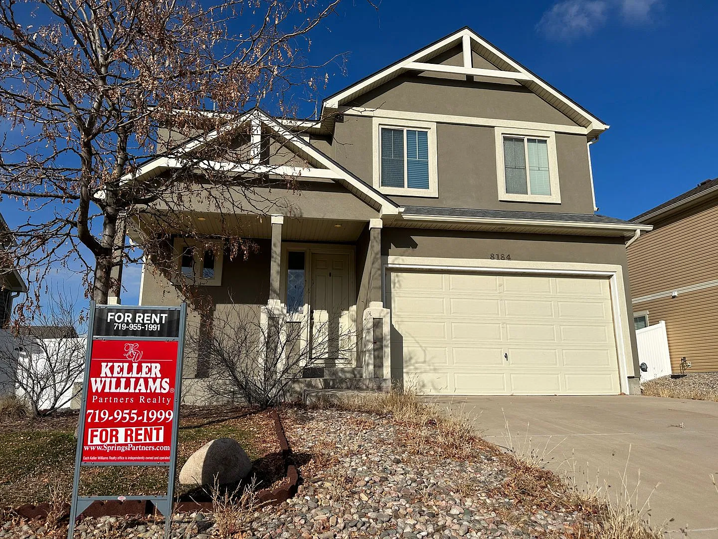 Spacious 4-Bedroom Home with Fenced Backyard, Central A/C & 2-Car Garage! — Photo 1