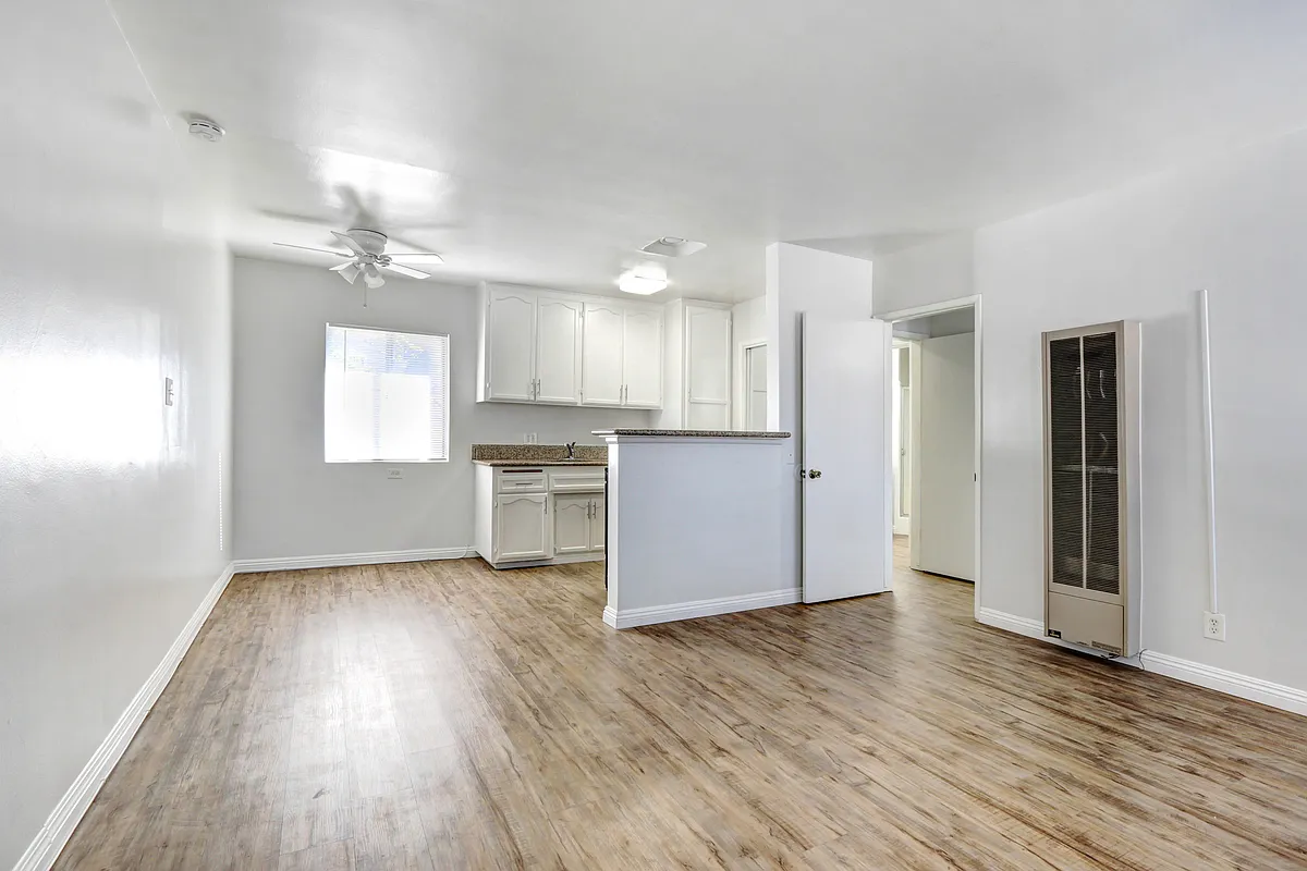 Building Photo - 236 E Olive Ave #B