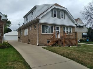 2555 S 68th St #2555, Milwaukee, WI 53219