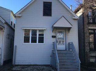 1929 W Wolfram St, Chicago, IL 60657