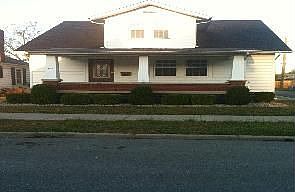 2nd image of 815 Blanchard St
