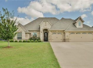 3607 Abes Landing Dr, Granbury, TX 76049