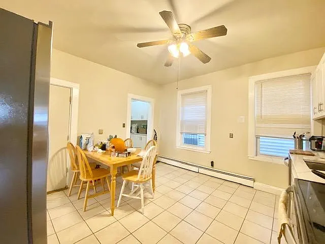 3 bed, 9999 sqft, $4,000 — Photo 3