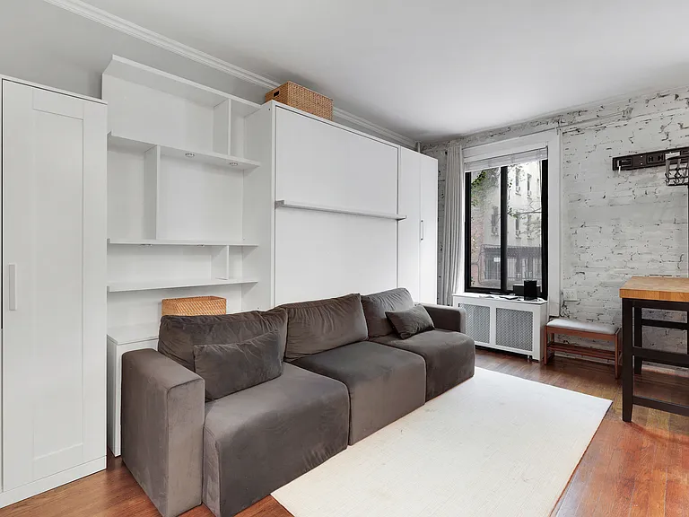 126 E 30th St #3C — Photo 3