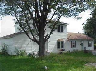 26075 Padua Cir, Ellsworth, IL 61737