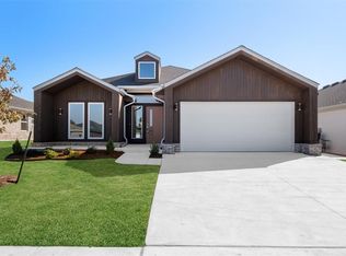 16400 Cold Fire Rd, Moore, OK 73170