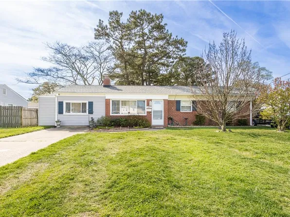 4945 Whitman Ln, Virginia Beach, VA 23455