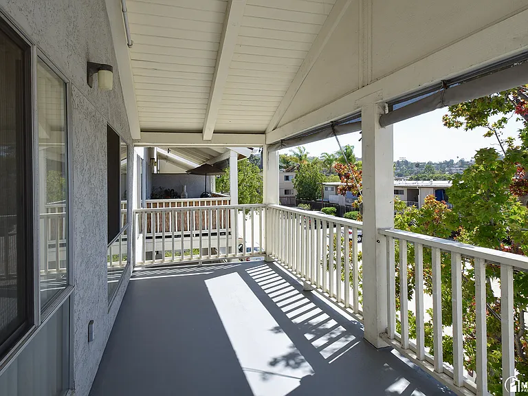 Mesa Point Apartments — Photo 7