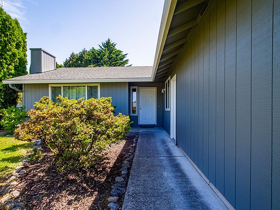 3rd image of 10515 NE 20th Ave
