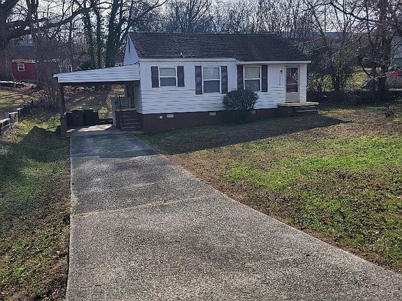 2nd image of 2308 Lloyd Ave
