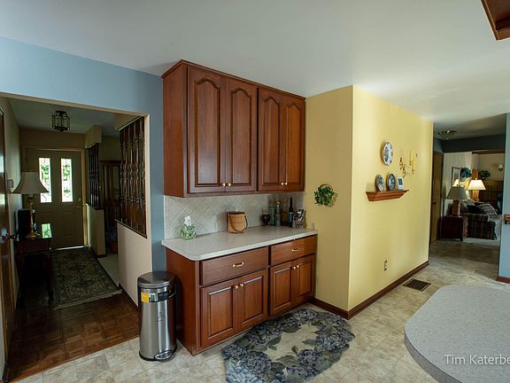 2nd image of 8056 Birchwood Ave