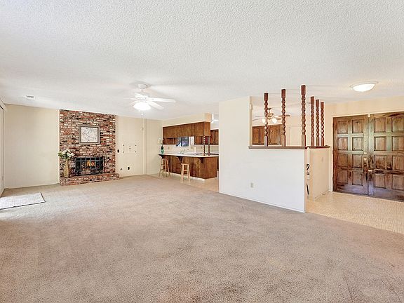 2nd image of 2323 S Akers Street
