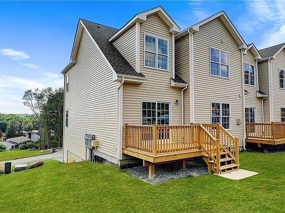 2nd image of 204 Hunting Hill Dr #203