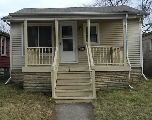 4573 3rd St Photo 1
