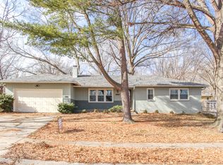 10000 Flora Ave, Kansas City, MO 64131