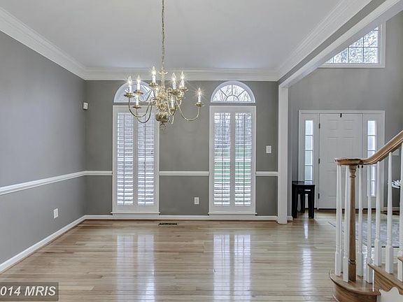 5th image of 7408 Clifton Quarry Dr