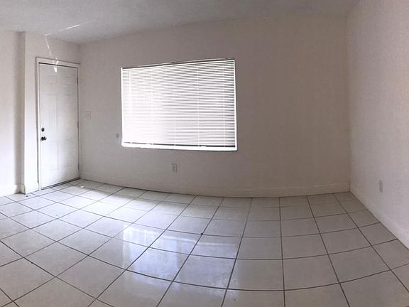 2nd image of 125 NE 66th St #119EDB685