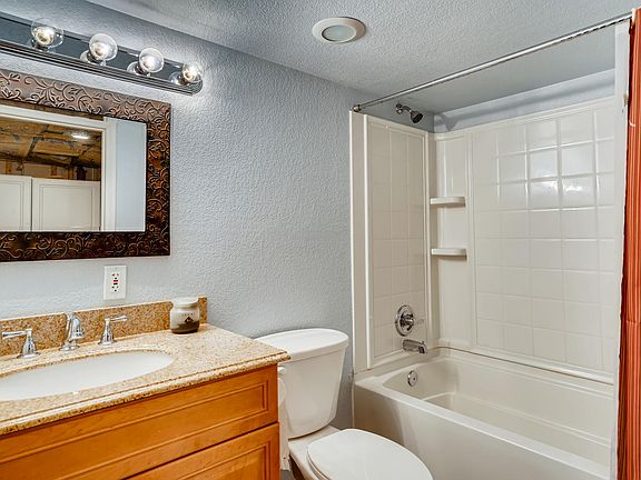 5th image of 12637 S Oak Creek Ct