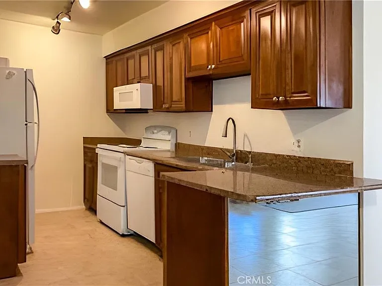 1150 E Amado Rd #8B1 — Photo 4