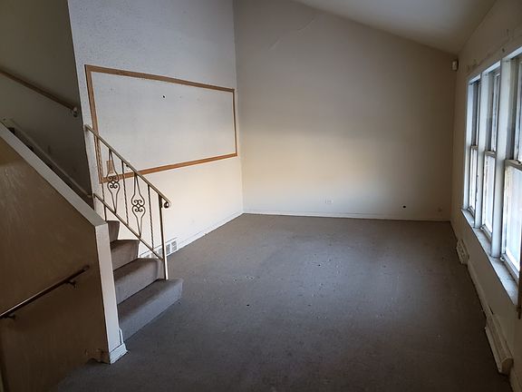 2nd image of 1807 S Kildare Ave