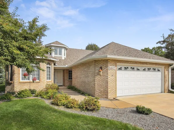 5607 Dunlap Ave N, Saint Paul, MN 55126