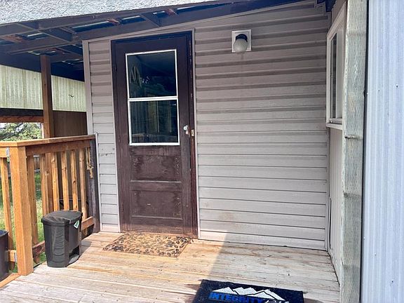4th image of 211 5th St W