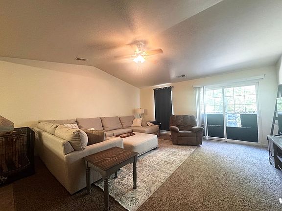 5th image of 20924 Hartsburg Ln #11