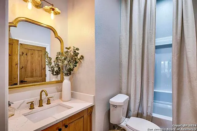111 Stoney Hls — Photo 33