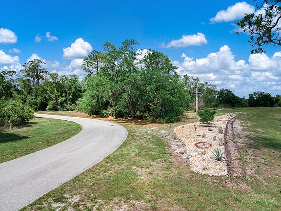 4th image of 2009 Forest Lakes Road