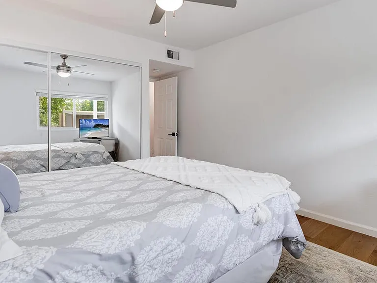 807 Highland Dr — Photo 54