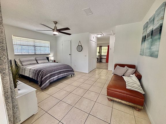 5th image of 1918 9th Ave APT 5