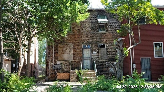 2nd image of 10724 S Langley Ave
